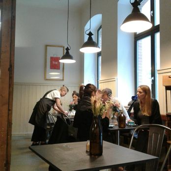 Father Carpenter Coffee Brewers - Interior - Coffee & Tea Near Me - Berlin, BE