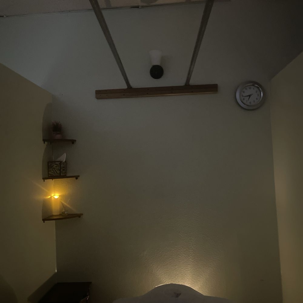 Iyana Thai Massage - Massage Therapy Near Me - Arleta, California Iyana Thai Massage - Massage Therapy Near Me - Arleta, California