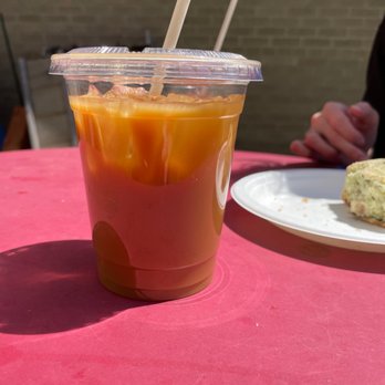 Muddy Water Coffee - Cold brew outside - Coffee & Tea Near Me - Tarrytown, New York