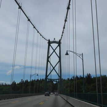 Lions Gate Bridge - Lions Gate Bridge - Landmarks & Historical Buildings Near Me - Vancouver, British Columbia