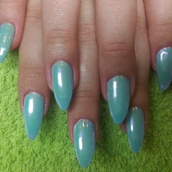 Pink Nails - Nail Salons Near Me - Berlin, BE