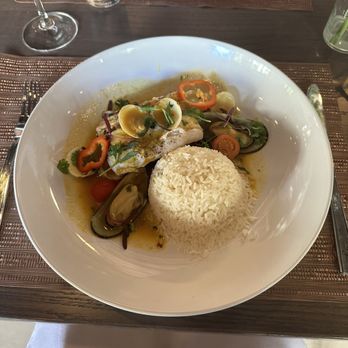 Chicha Peruvian Kitchen Midtown - Great food Mahi-Mahi Costero - Peruvian Near Me - Sacramento, California