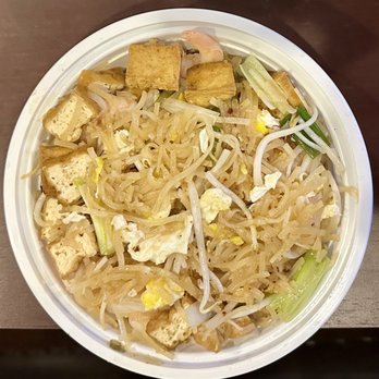 EatThai - Regular Shrimp & Tofu Mild-Medium Pad Thai - Thai Near Me - Indianapolis, Indiana