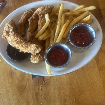 Twin Peaks - Chicken Tenders & Fries - New American Near Me - Rogers, Arkansas Twin Peaks - Chicken Tenders & Fries - New American Near Me - Rogers, Arkansas