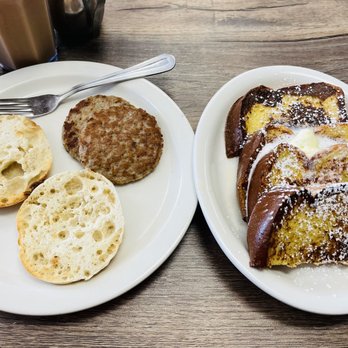 The Hive Eatery - French Toast - Breakfast & Brunch Near Me - Edmond, Oklahoma