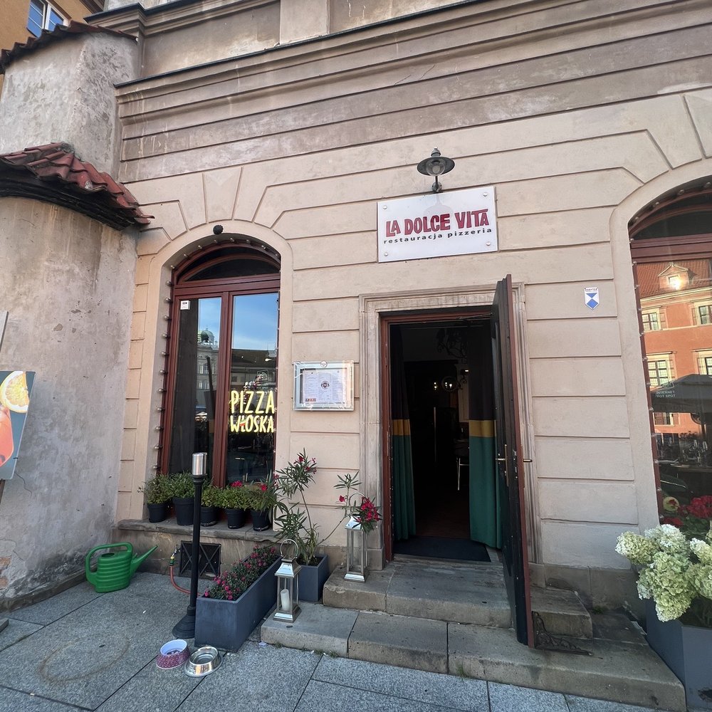 La Dolce Vita - Italian Near Me - Warsaw, MZ