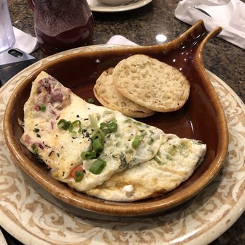 Another Broken Egg Cafe - Skinny omelette - Breakfast & Brunch Near Me - Pensacola, Florida