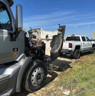 Emergency Roadside Auto and Diesel Mechanic - Are you broke down on the side of the road? Call or Text me today to get your vehicle up and running! Emergency Roadside Auto and Diesel Mechanic - Are you broke down on the side of the road? Call or Text me today to get your vehicle up and running!