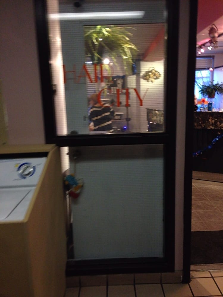 HAIR CITY Updated August 2024 13 Reviews 205233 Centre Street SW