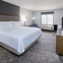 Best Western Valencia/Six Flags Inn & Suites - King Room