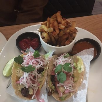 Moxies - Lounges Near Me - Plano, Texas Moxies - Lounges Near Me - Plano, Texas
