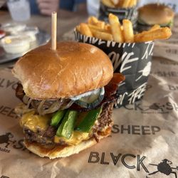 Black Sheep - Light My Fire Burger