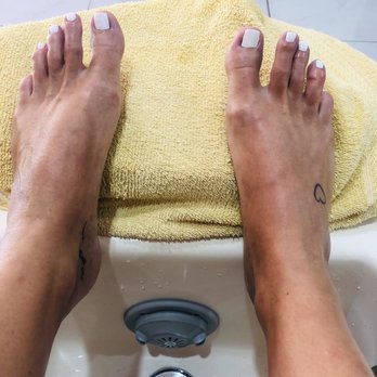 Holistic Spa Cancun - Pedicure, very detailed and gentle. - Day Spas Near Me - Cancún, ROO Holistic Spa Cancun - Pedicure, very detailed and gentle. - Day Spas Near Me - Cancún, ROO