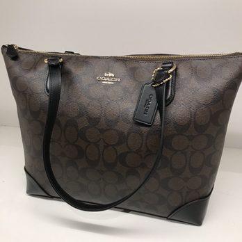 Coach - Reg $278 On sale for $79 - Outlet Stores Near Me - Clarksburg, Maryland