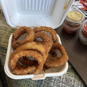 Brooks Burgers - Onion rings are light, not oily and great with ketchup and ranch - Burgers Near Me - San Luis Obispo, California