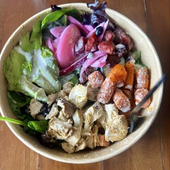 Loma - Golden State Salad. - Wraps Near Me - San Diego, California Loma - Golden State Salad. - Wraps Near Me - San Diego, California