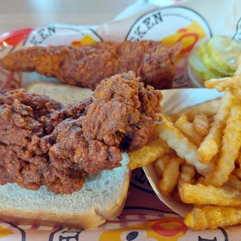 Dave's Hot Chicken - Two piece tenders with fries - Chicken Shop Near Me - Gilbert, Arizona