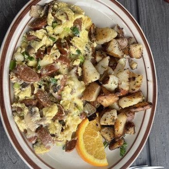 Linda's Seabreeze Cafe - Hot link sausage scramble - Breakfast & Brunch Near Me - Santa Cruz, California Linda's Seabreeze Cafe - Hot link sausage scramble - Breakfast & Brunch Near Me - Santa Cruz, California