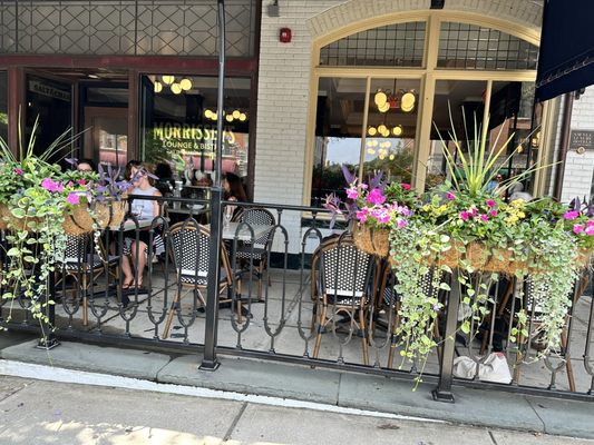 Morrissey's Lounge & Bistro by null