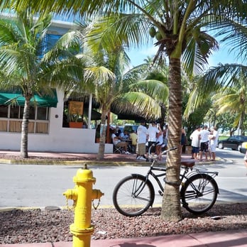 Wet Willie's - Lounges Near Me - Miami Beach, Florida