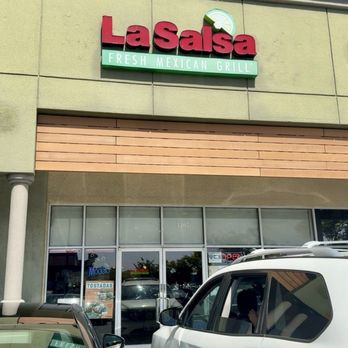La Salsa - Outside view - Mexican Near Me - San Leandro, California La Salsa - Outside view - Mexican Near Me - San Leandro, California
