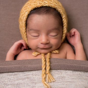 ANI Portraits - 8 days new / newborn session - Session Photography Near Me - Glendale, California ANI Portraits - 8 days new / newborn session - Session Photography Near Me - Glendale, California