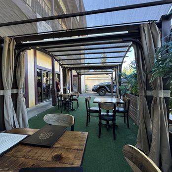 Tahoe Tavern & Grill - Patio - American Near Me - Stateline, Nevada