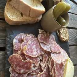 Les Climats - Saucisson for the win