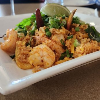 Thai Orchid Restaurant - EVIL PRINCE FRIED RICE AND THAI TEA. - Thai Near Me - West Fargo, North Dakota