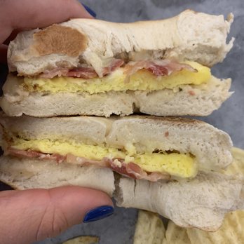 Cafe Italia - Cafes Near Me - Conway, New Hampshire