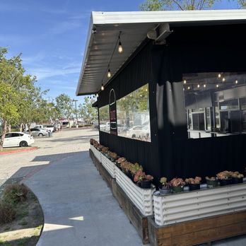 Bunz Burger - Front - Hot Dogs Near Me - Huntington Beach, California