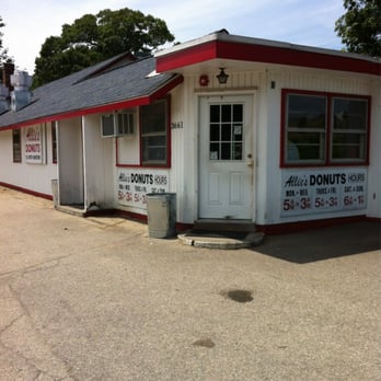 Allie's Donuts - Donuts Near Me - North Kingstown, Rhode Island