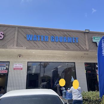 Water Gourmet Network of Oxnard - Exterior / loading zone - Water Stores Near Me - Oxnard, California Water Gourmet Network of Oxnard - Exterior / loading zone - Water Stores Near Me - Oxnard, California