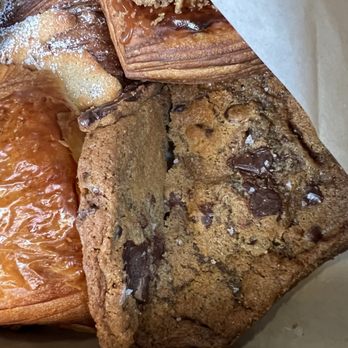 Salted Butter - Cookie was packed broken in half just so it could fit in the box - Desserts Near Me - Pasadena, California
