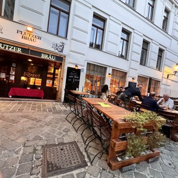 Plutzer Bräu - Austrian Near Me - Vienna, 9