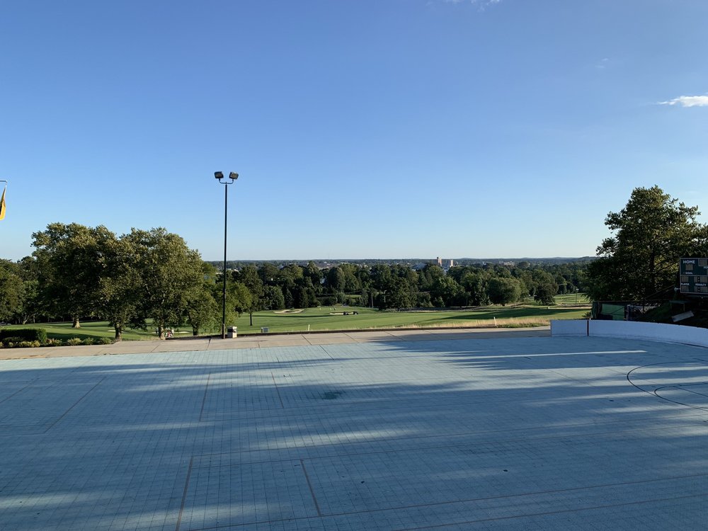 NAVESINK COUNTRY CLUB 50 Luffburrow Ln, Middletown, New Jersey