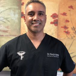 Chiropractic Health Care Center - Dr. Ranjiv Bains