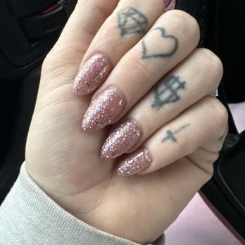 Envious Nail Bar - Fill - Nail Salons Near Me - Lake Elsinore, California