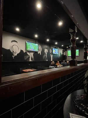 Cutter's Bar & Grill by null Cutter's Bar & Grill by null