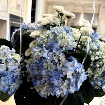 Trader Joe's - Hydrangea floral bouquet - Grocery Near Me - Delray Beach, Florida Trader Joe's - Hydrangea floral bouquet - Grocery Near Me - Delray Beach, Florida