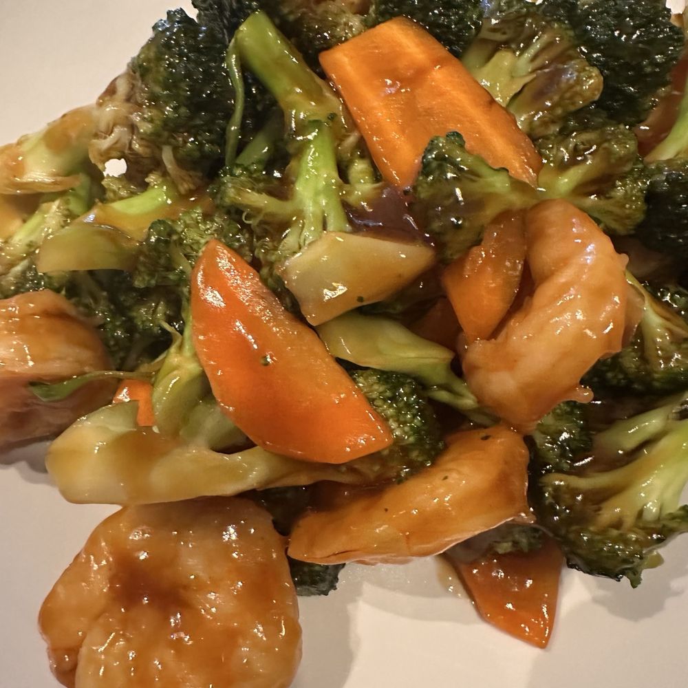 Chopstix - Shrimp and broccoli - Thai Near Me - Morehead City, North Carolina