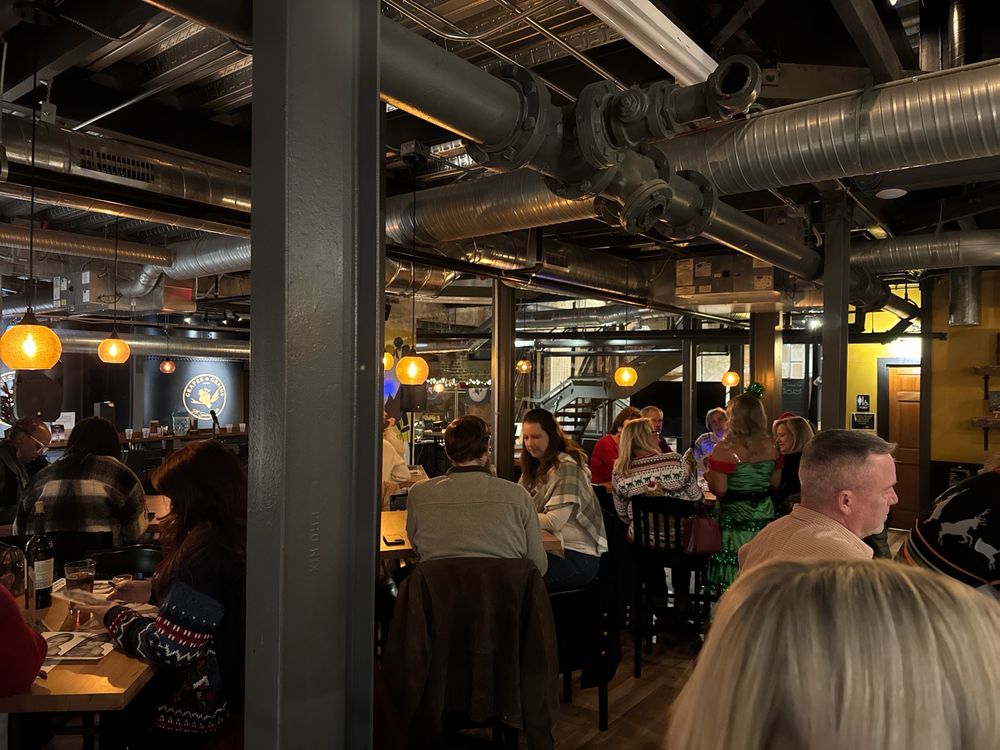 Social spots from Grapes & Grains