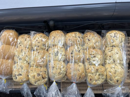 East Detroit Bakery & Deli by null