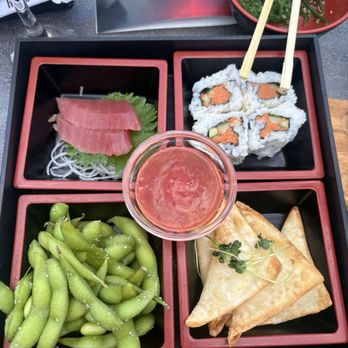 RA Steak & Sushi - Tuna bento box, SEAWEED SALAD - Sushi Bars Near Me - Austin, Texas RA Steak & Sushi - Tuna bento box, SEAWEED SALAD - Sushi Bars Near Me - Austin, Texas