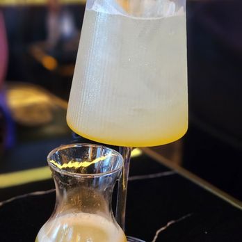 Noir Kitchen & Cocktails - Soul Food Near Me - Nashville, Tennessee