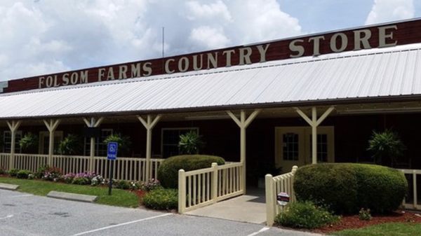 The Farmhouse Restaurant 21 Photos Seafood 3152 Highway 301 S Glennville Ga United States Restaurant Reviews Phone Number
