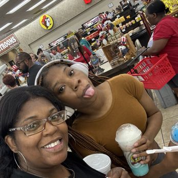 Buc-ee’s - Gas Stations Near Me - Fort Valley, Georgia
