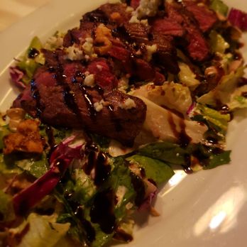 Roaring Fork - Steak salad with balsamic & horseradish dressing. Holy smokes, this is such a killer salad! - American Near Me - Scottsdale, Arizona Roaring Fork - Steak salad with balsamic & horseradish dressing. Holy smokes, this is such a killer salad! - American Near Me - Scottsdale, Arizona