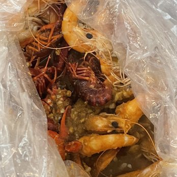 Crab Pub - Pub style 1/2 med spice 3lbs total with 1lb Crawfish & 2lb Shrimp, potato and sausages included. - Seafood Near Me - Oceanside, California Crab Pub - Pub style 1/2 med spice 3lbs total with 1lb Crawfish & 2lb Shrimp, potato and sausages included. - Seafood Near Me - Oceanside, California