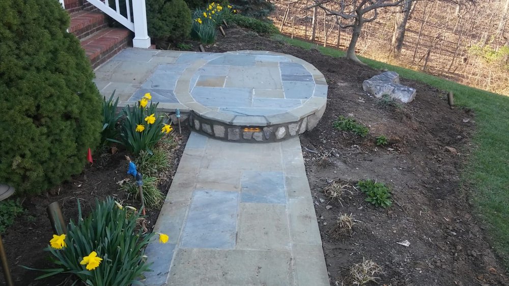 Slide of Ulloa Family Paving & Concrete